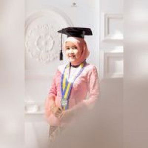 Ade Indri Yp Bastian profile icon