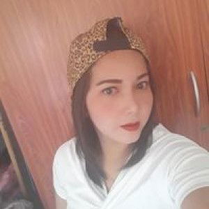 Apinya Intaratong profile icon