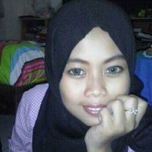 Silfi Retno profile icon