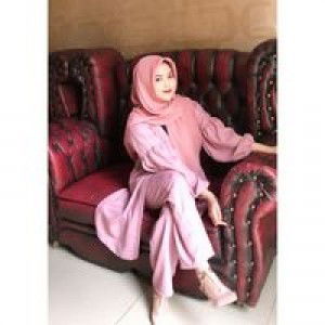 Anisa Tenry profile icon