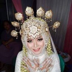 Putri Wulan profile icon