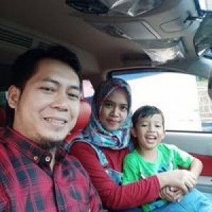 Yuli EkaTaufiq profile icon