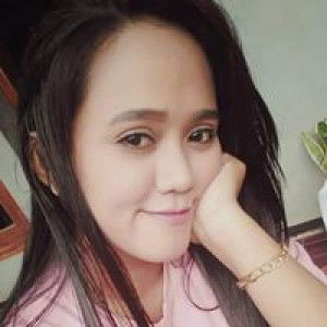 Dina Hwi profile icon