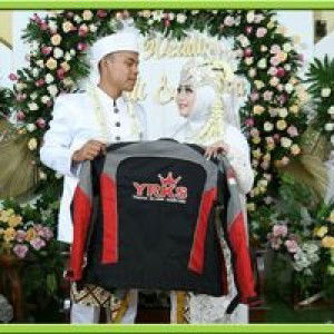 Rina Febrianti profile icon