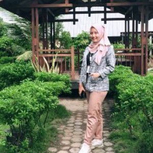 Anisa Kurnia profile icon