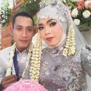 Lina Herlina profile icon