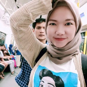 Revina Lukita Putri profile icon