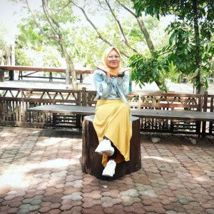 susi sulastri profile icon