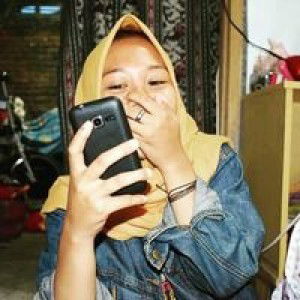 VIVI NORMALASARI profile icon