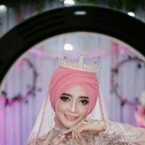 Ade Lisna profile icon