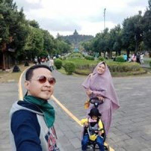 Yani Gladis profile icon