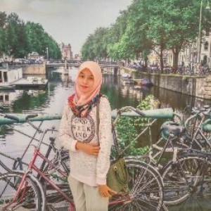 Listya Hasanah profile icon