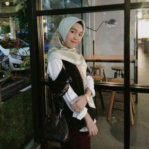 Intan Suci Utama profile icon