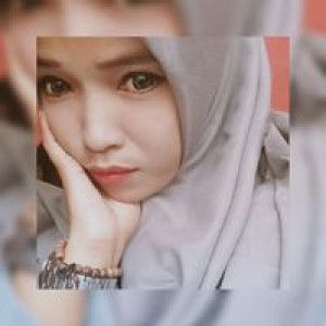 Astuti Iskandar profile icon