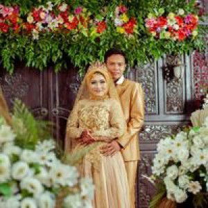 Lily Widiyanti profile icon