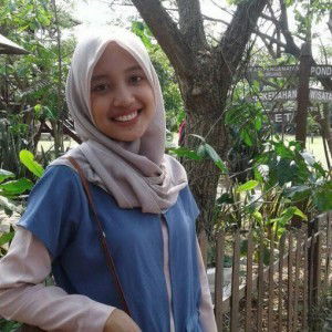 Cici Apriyani profile icon