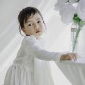 Adeelah Naknawa profile icon