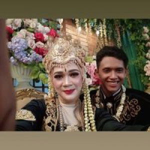 Untari Lestiyani profile icon