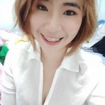 Priya Poomthong profile icon