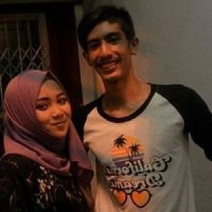 NUr-ameera Pungang profile icon