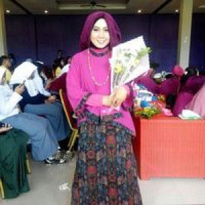 Fitri Anggraeni profile icon