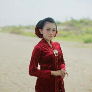 nur witasari profile icon