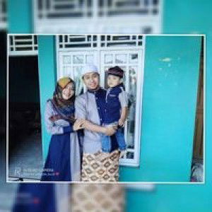 Heni Suci Lestari profile icon