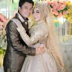 Yeny Rias Modern profile icon