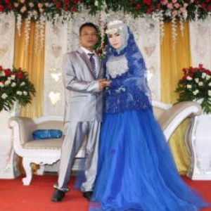 DhiNa Maryana profile icon