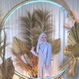 Putri Rajo profile icon