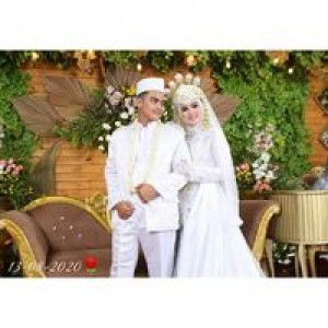 Siti Nurhandayani profile icon