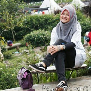 Resmi Setiyanti profile icon