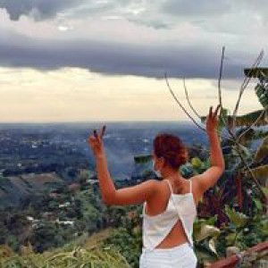 Anjz Flores profile icon