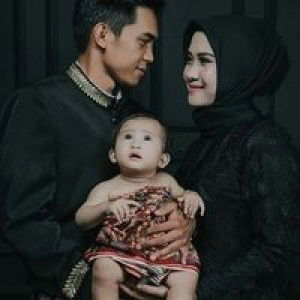 Riski Amelia Putraa profile icon