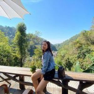 Laddawan Intahwong profile icon