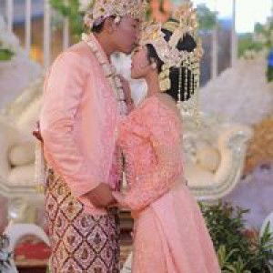 Eka Rumita profile icon