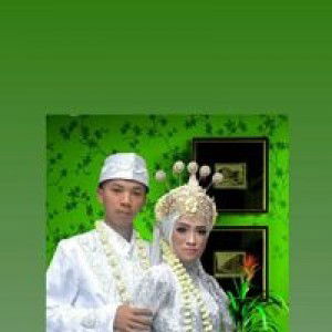 Suhesti Yulia Putri profile icon