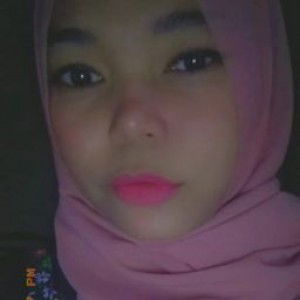 Tri Wijayanti profile icon