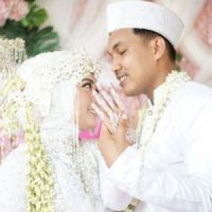 Siti Leli Nurseha profile icon