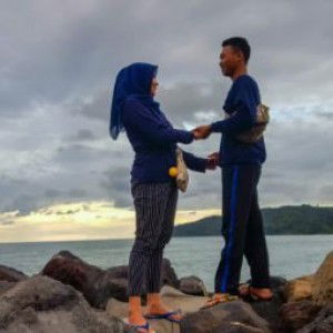 Ela Fitri Hendrayani profile icon