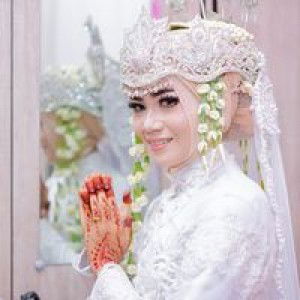 Yuni Noviyanti profile icon