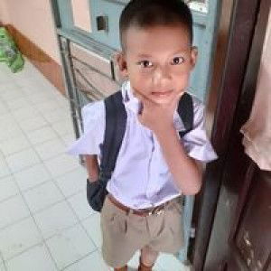 ปังปอน พุ่มรักซ้อน profile icon