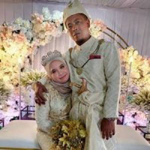 Intan Baizura Julihi profile icon