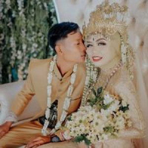 Indah S profile icon