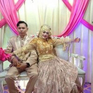 Riyani Gege profile icon