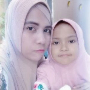 Ria Asih Rizkia profile icon