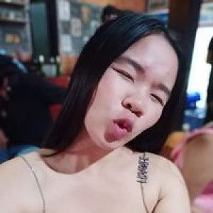 ผู้หญิงเดินดิน คนธรรมดา profile icon