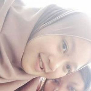 Alvina Vina profile icon