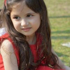 Rhyna Zainezhar profile icon