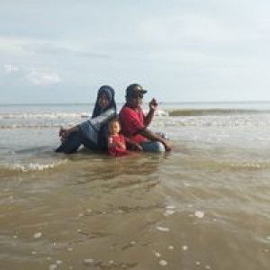 Tya Ulum profile icon